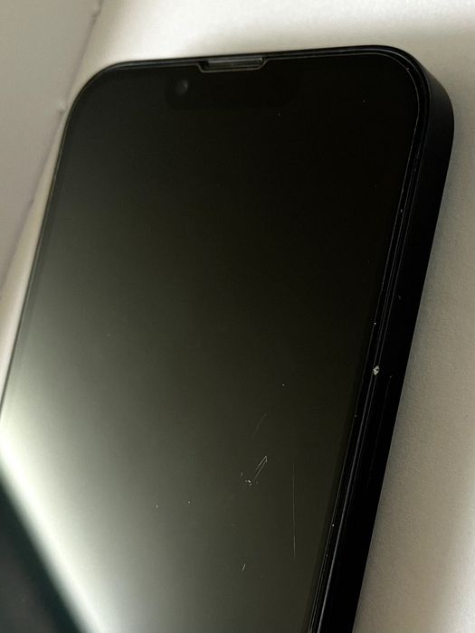 iPhone 13 - 128 GB - Preto (Meia-noite)