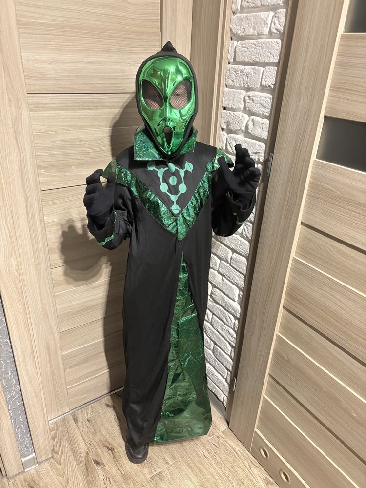 Strój kostium kosmita alien ufo obcy rozmiar 158