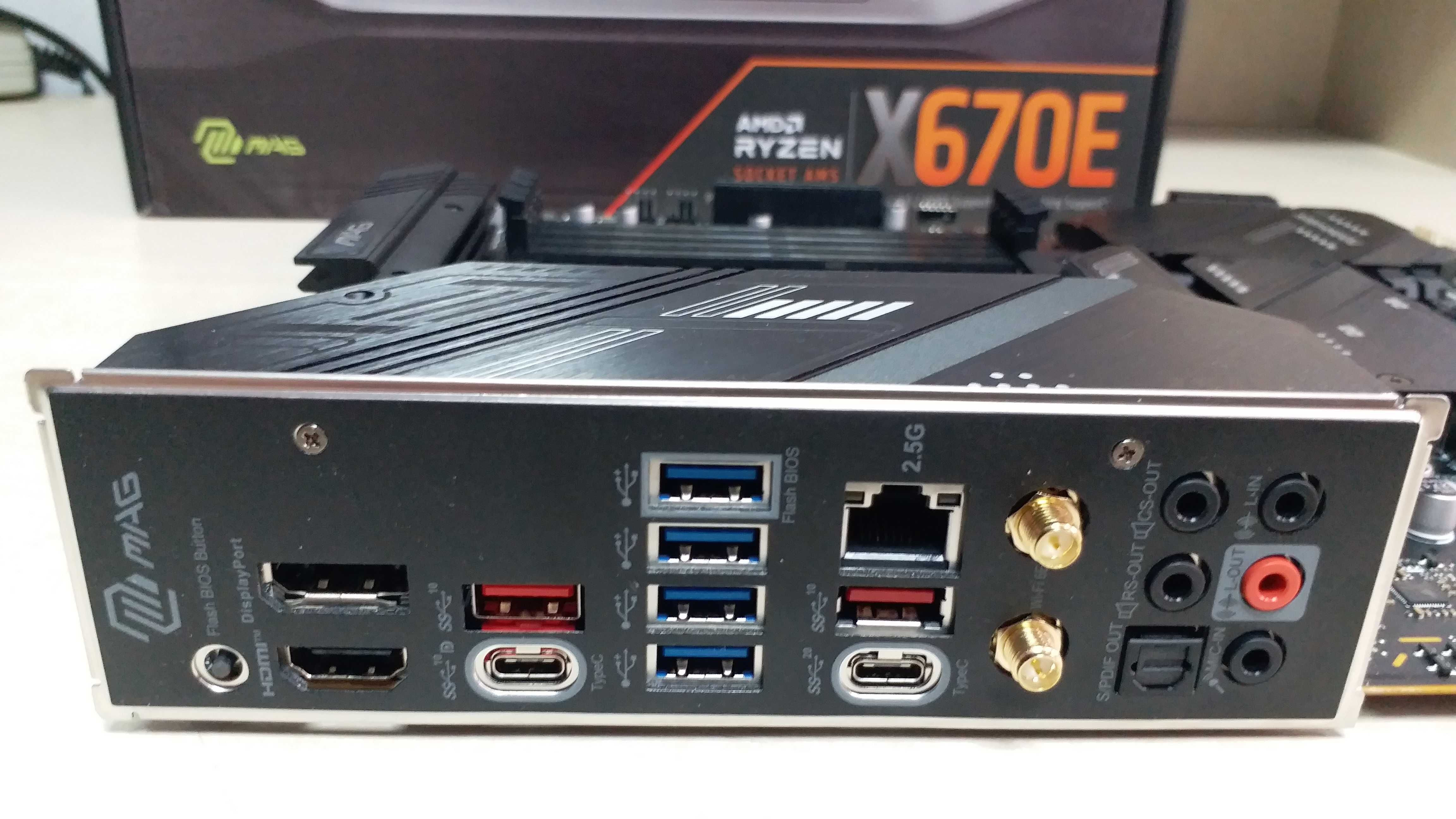 Топ плата MSI MAG X670E Tomahawk WiFi  AM5  DDR5