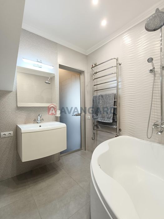 Продам будинок в Рибальском!