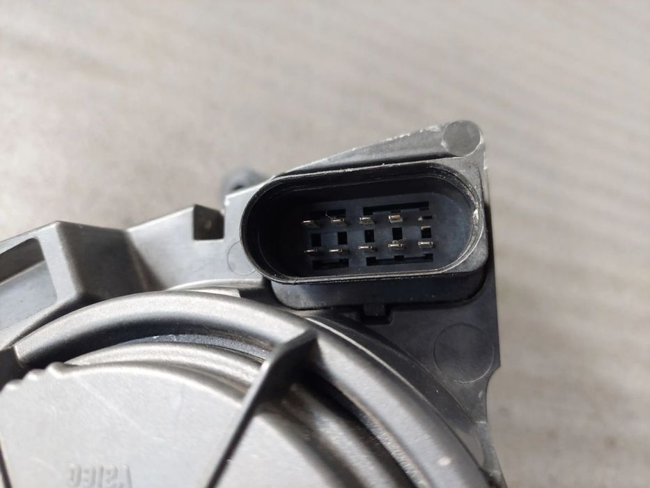 Ótica / farol esquerda VOLKSWAGEN Polo (9N)