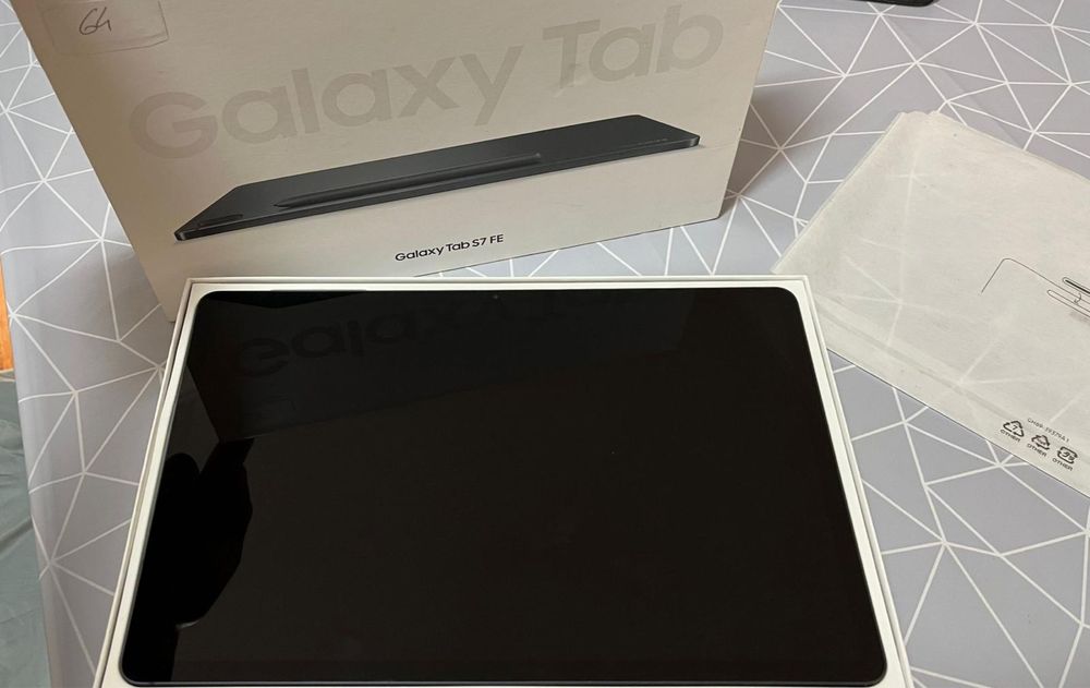Tablet galaxy extremamente novo