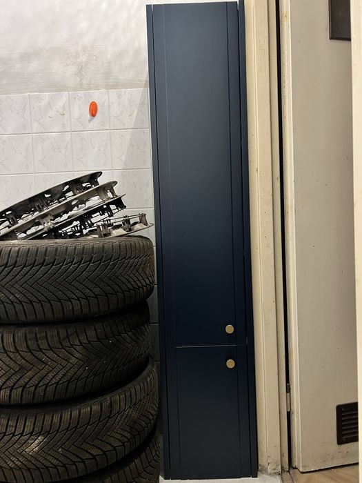 Słupek łazienkowy wiszący Mirano Azzura 30 cm granatowy