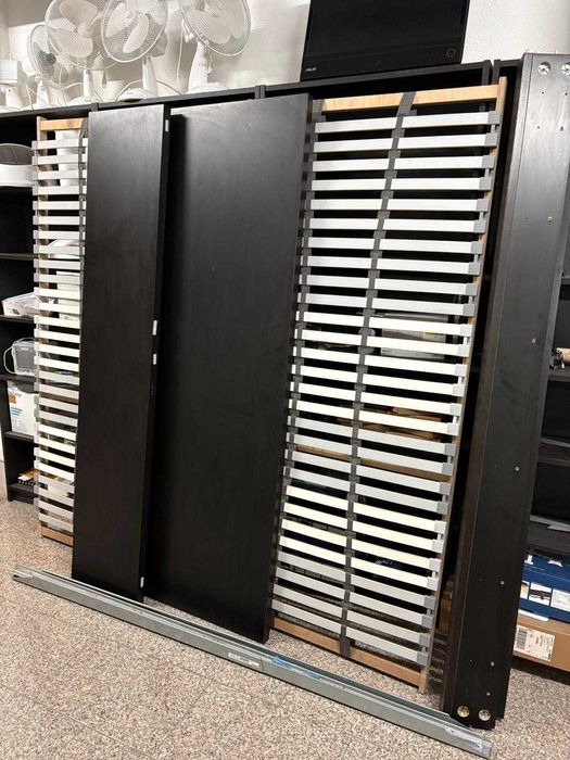 Cama MALM IKEA 180X200 c/ Gavetas sem colchão