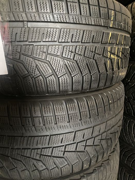 245/45/19 Hankook Winter Icept evo 2