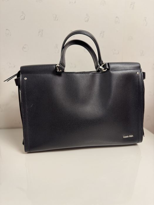 Шкіряна сумка Calvin Klein оригінал як нова