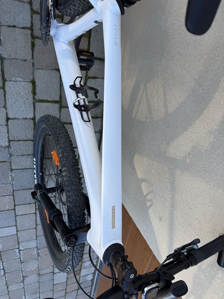 Rower SCOTT Contessa SCALE 930 M 2024
