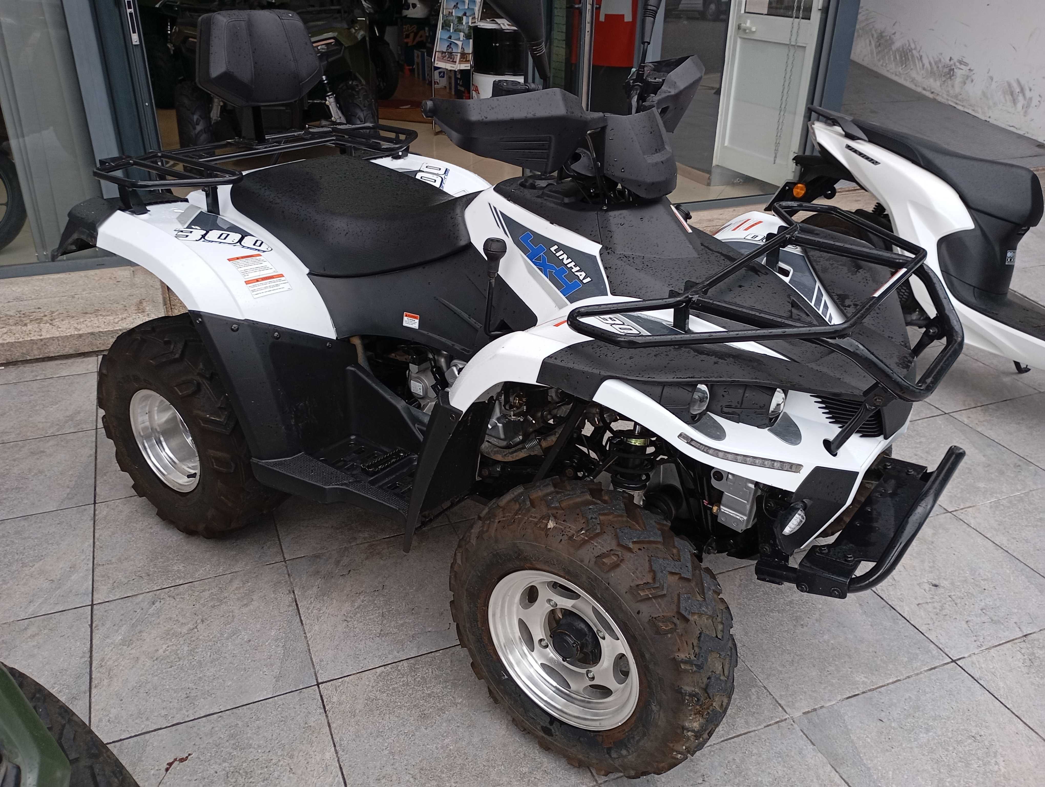 MOTO 4X4 de 2 lugares linhai M300 como nova + outras