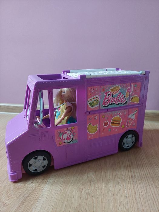 Food Truck Barbie