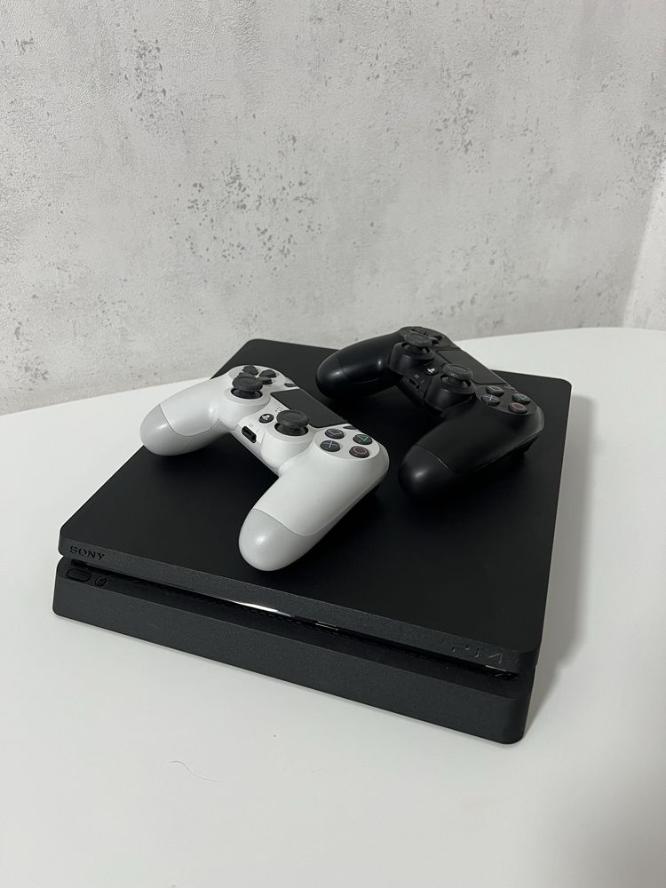 SONY Play Station 4 1 TB