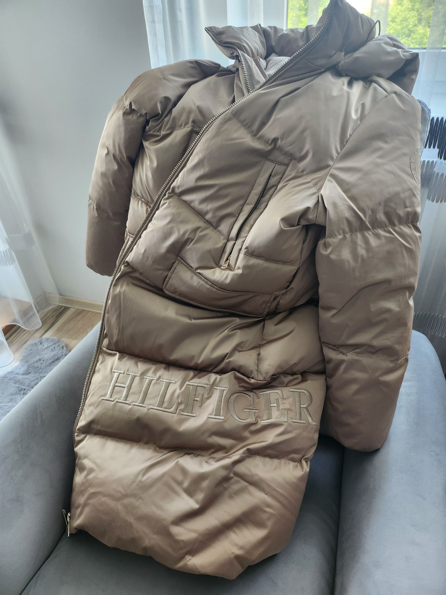 Kurtka zimowa  Tommy Hilfiger M