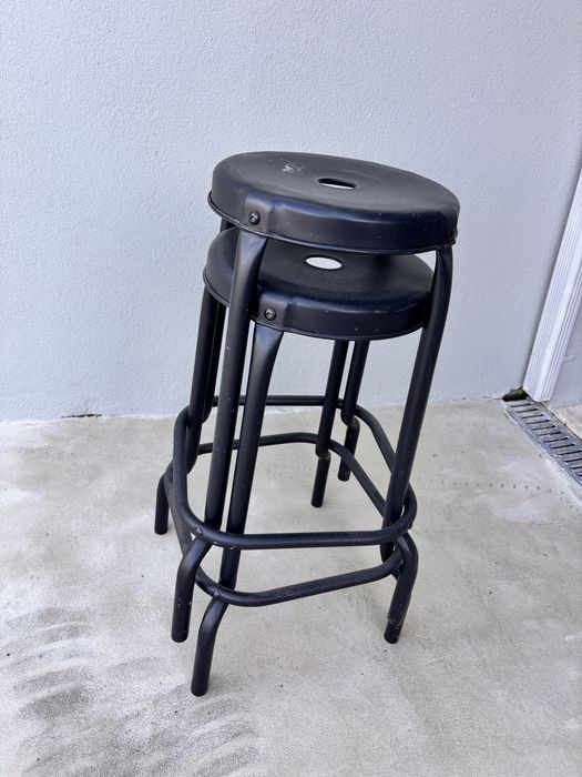 2 Bancos IKEA pretos