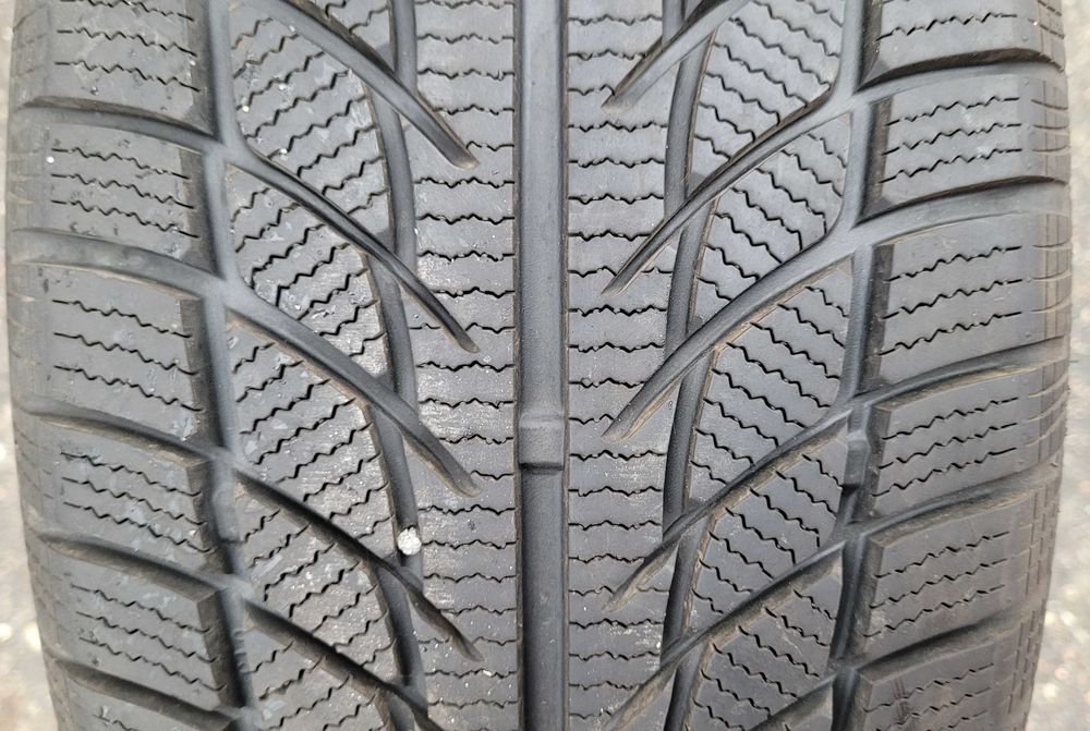 Opony 215/50 17 Goodride  idealne. Vw Passat Audi A4
