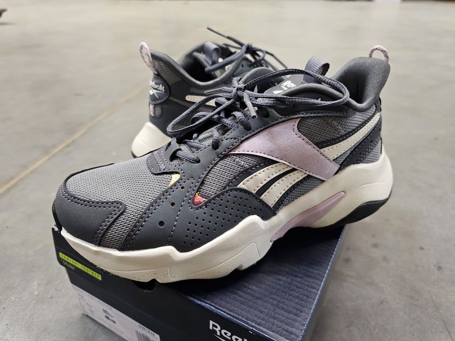 Buty Reebok Turbo Restyle r 35,5   22,5 cm 1 raz zalożone
