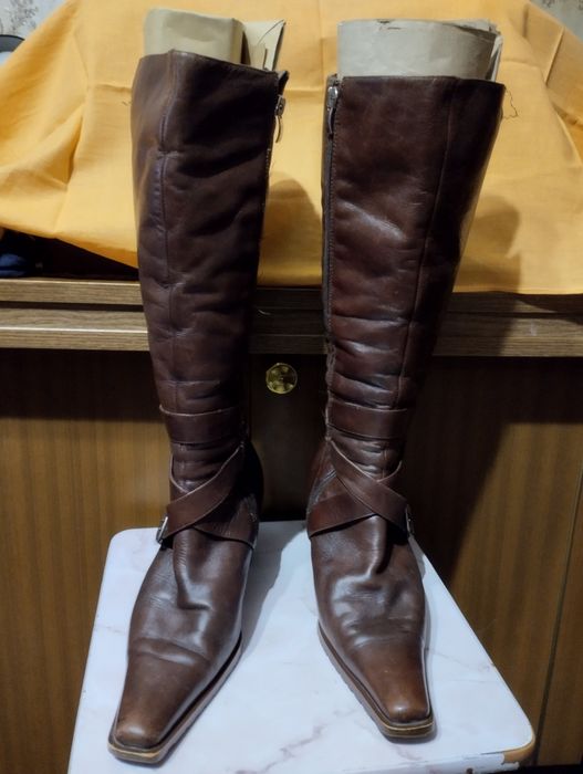 Взуття для жінок