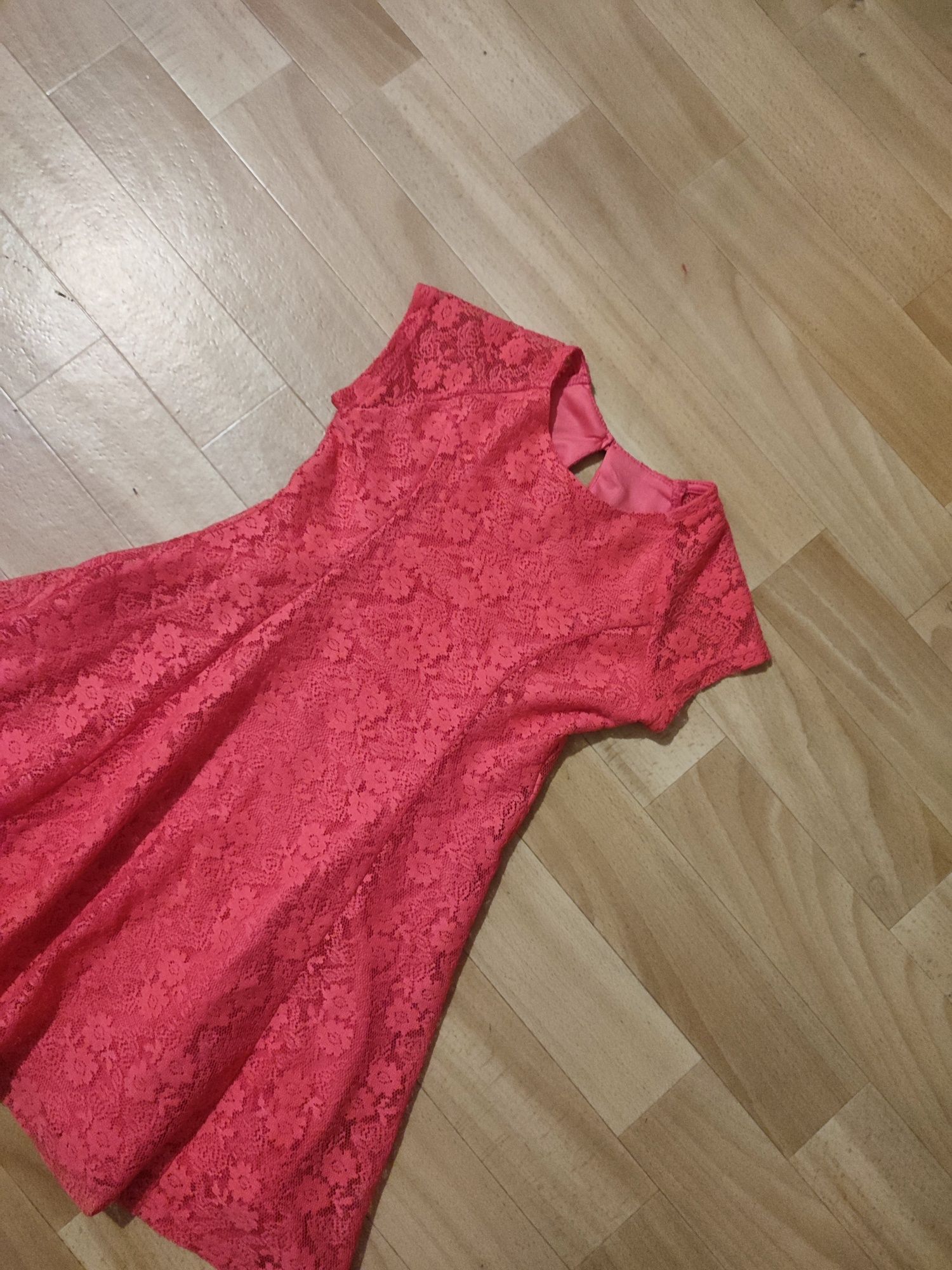 Платье сарафан для девочки новый р 104-110