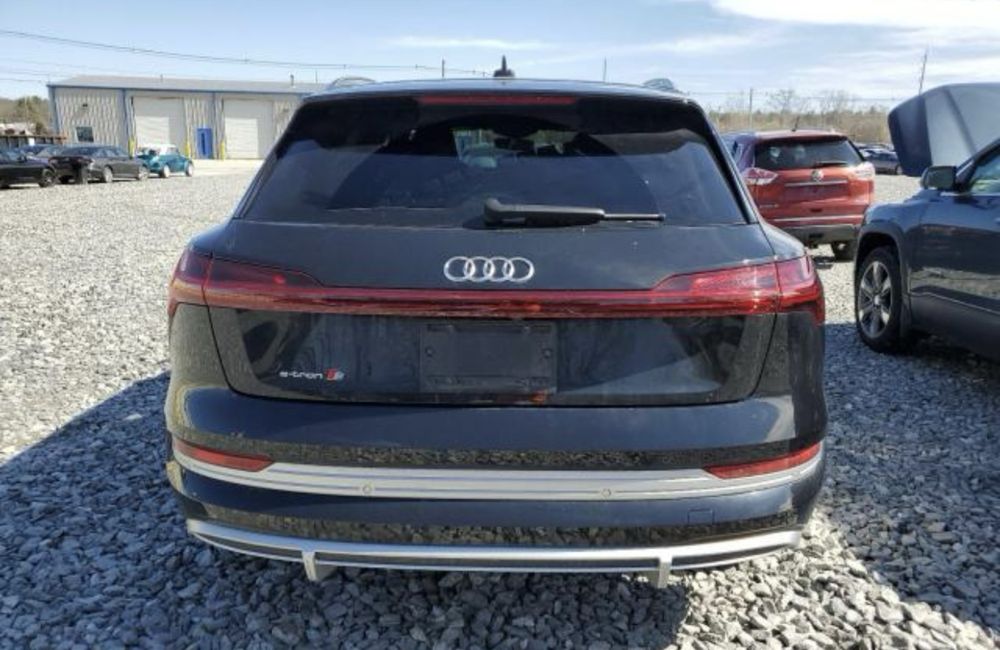 Etron e-tron s етрон ауді audi єтрон s капот