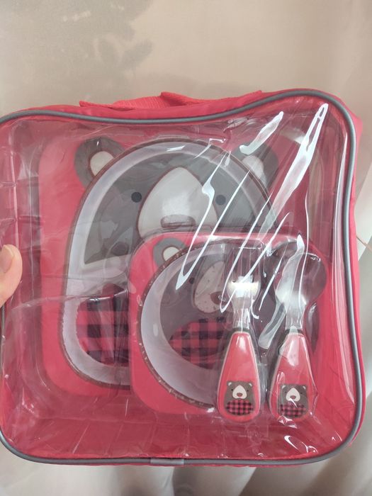 Дитячий посуд для хлопчика та дівчинки