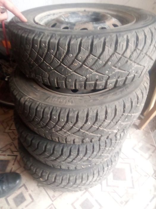 Колеса 175/70 R14 диски 4*100