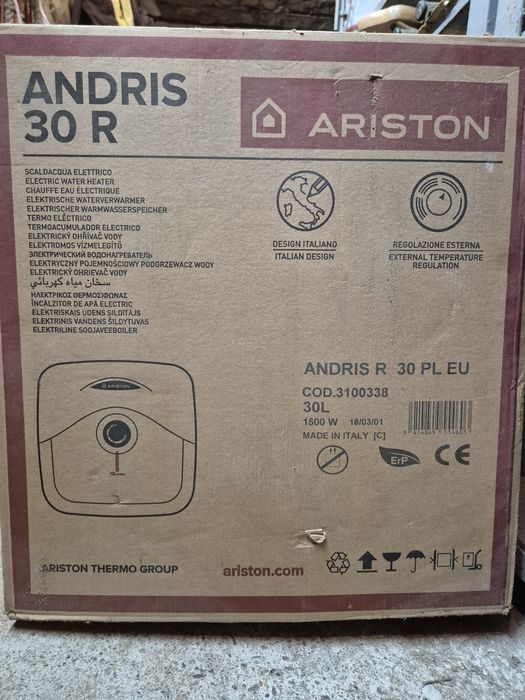 Podgrzewacz elektryczny wody Ariston