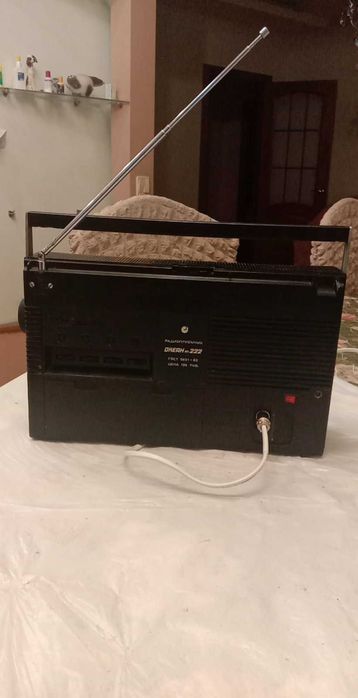 Радиоприемник Океан 222. Полностью все работает.