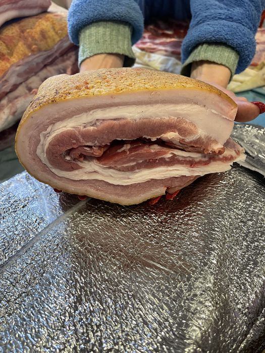 Підчеревина з домашніх свиней / сало солене