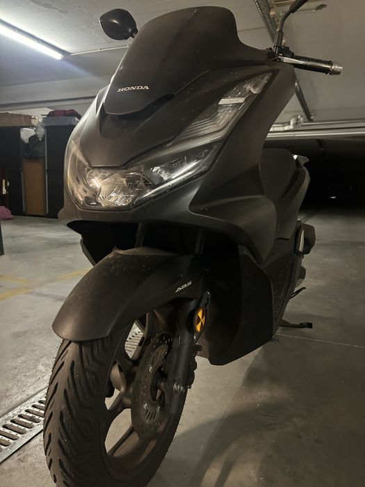 Honda PCX 125 – Como nova!
