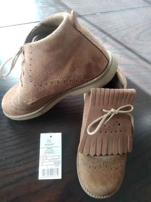 Botins em pele de carneira, Tam. 33