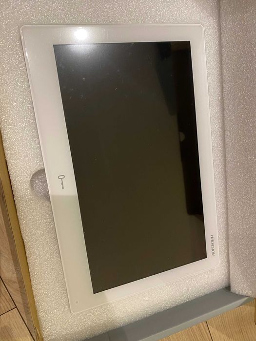 Новий топовий преміум сегмент Відеодомофон Hikvision DS-KH9510-WTE1(B)