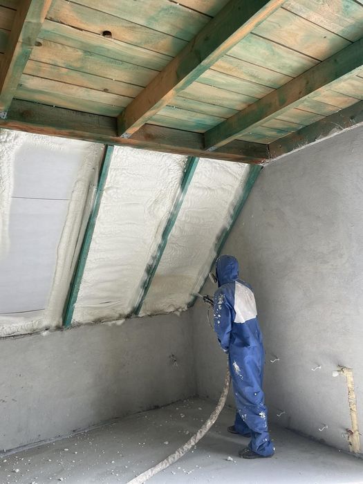 Утеплення пінополіуретаном, ппу, піною. Івано-Франківськ