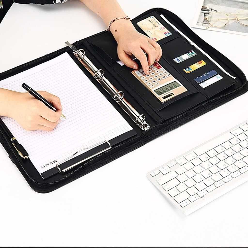 Folder roboczy, notatnik, organizer w formacie A4