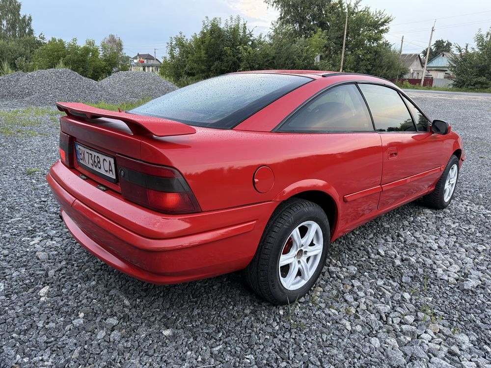 Opel Calibra 2.0бензин 1993р