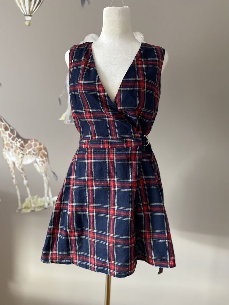 Sukienka w kratkę krótka grunge preppy nowa Missguided M
