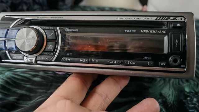 Radio samochodowe Alpine cde104bti