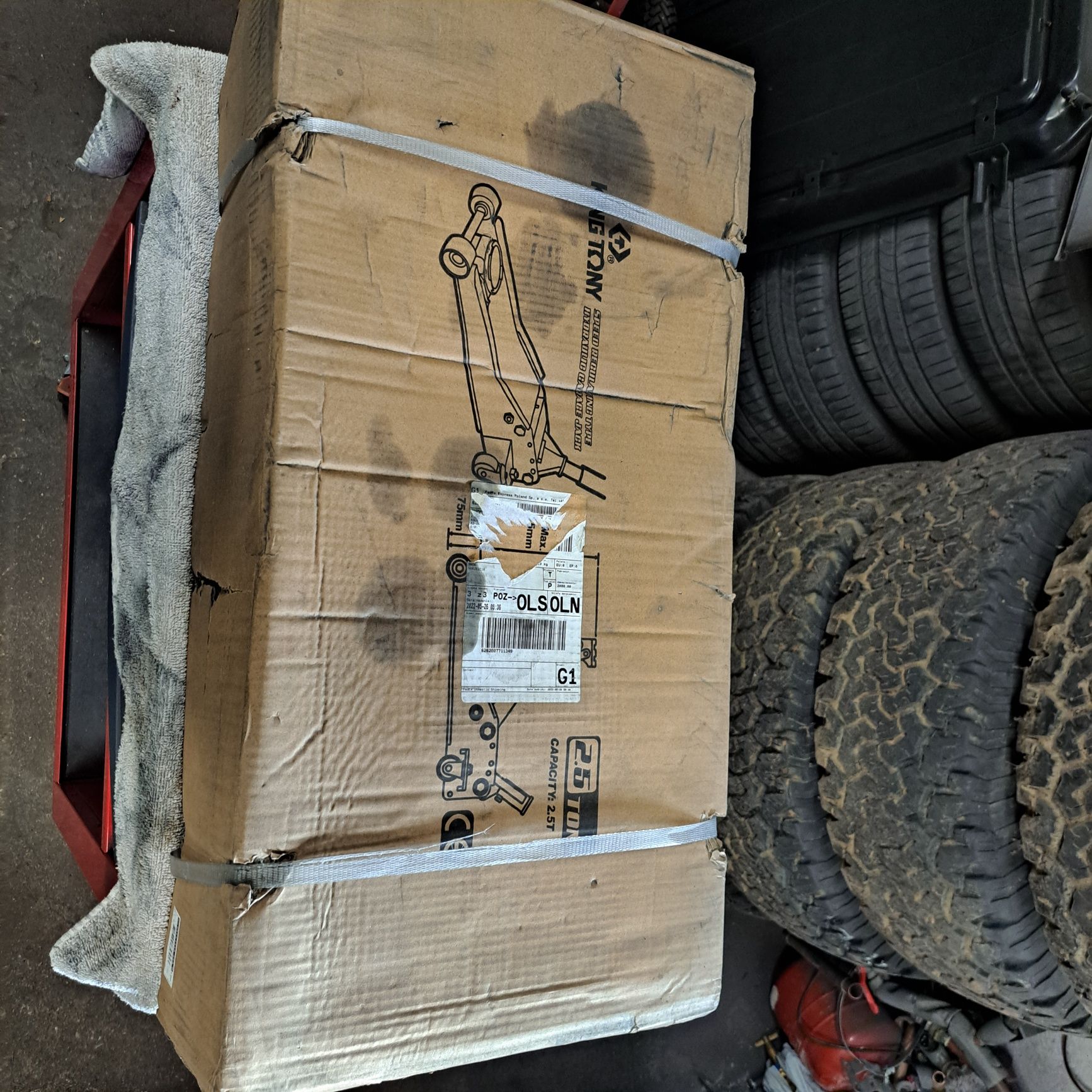 Nowy podnośnik 2.5T King Tony