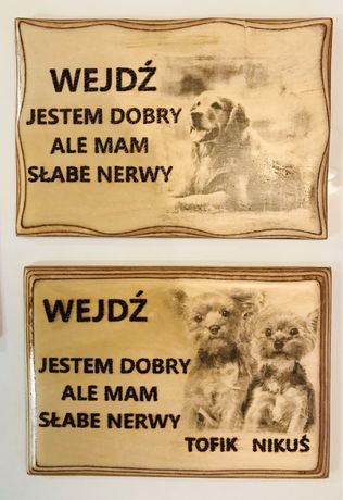 tabliczka ozdobna i informacyjna na płot z motywem psa