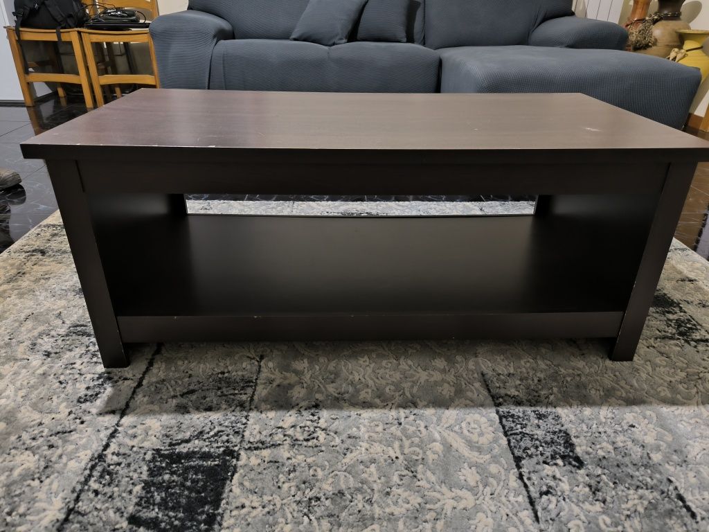 Conjunto mesinha e tapete