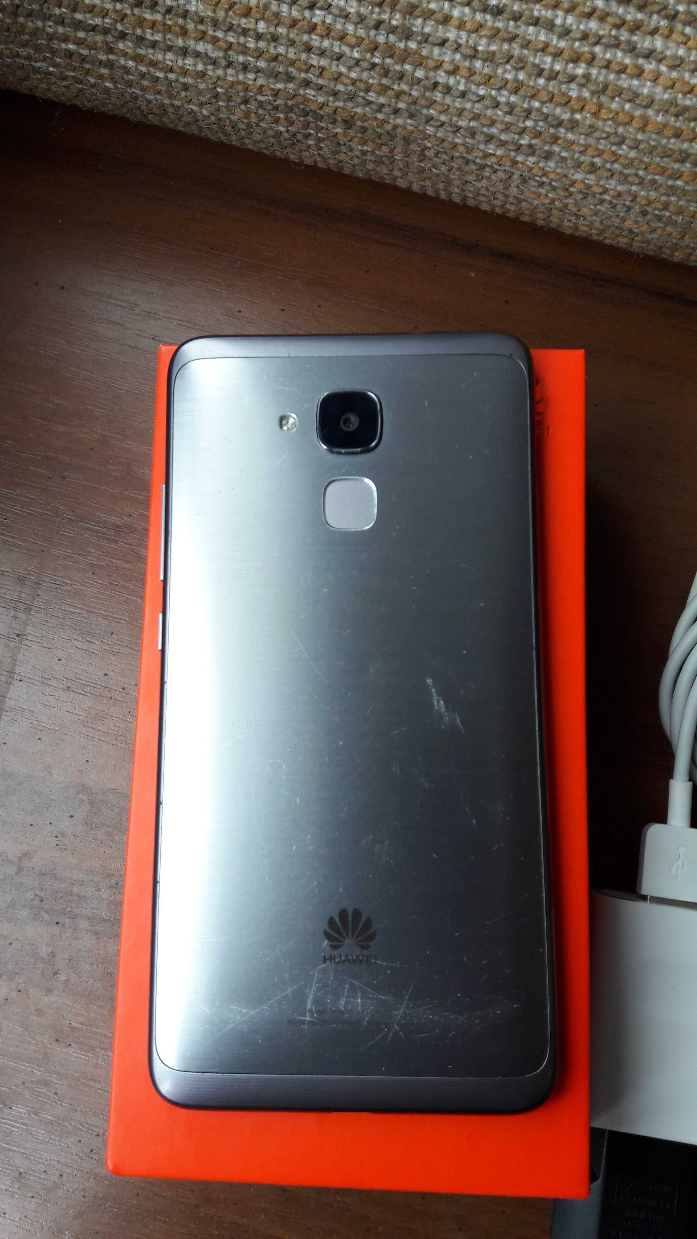 Телефон Huawei GT3