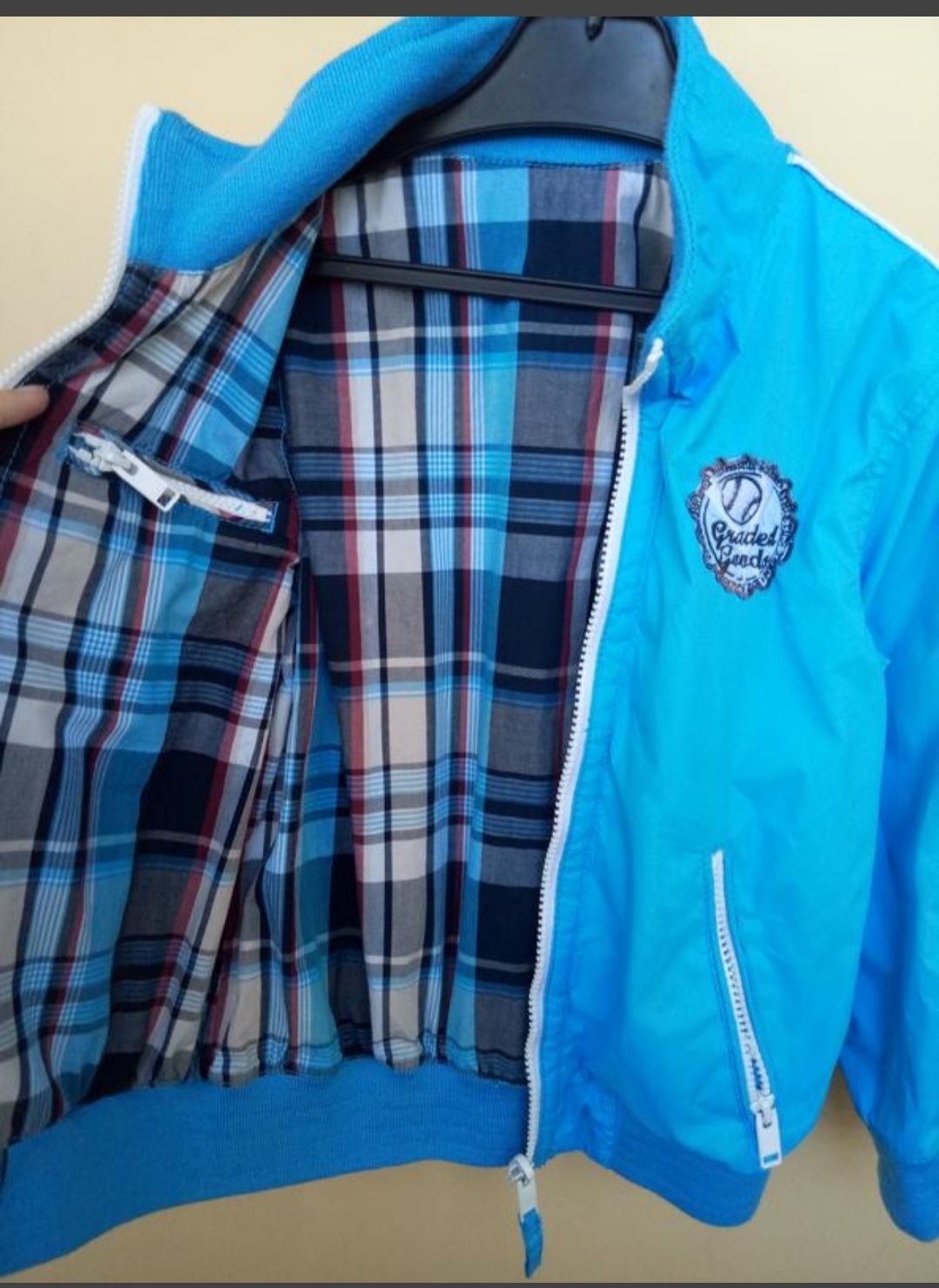 Куртка-ветровка двусторонняя ,лёгкая куртка на мальчика,6-7 лет
