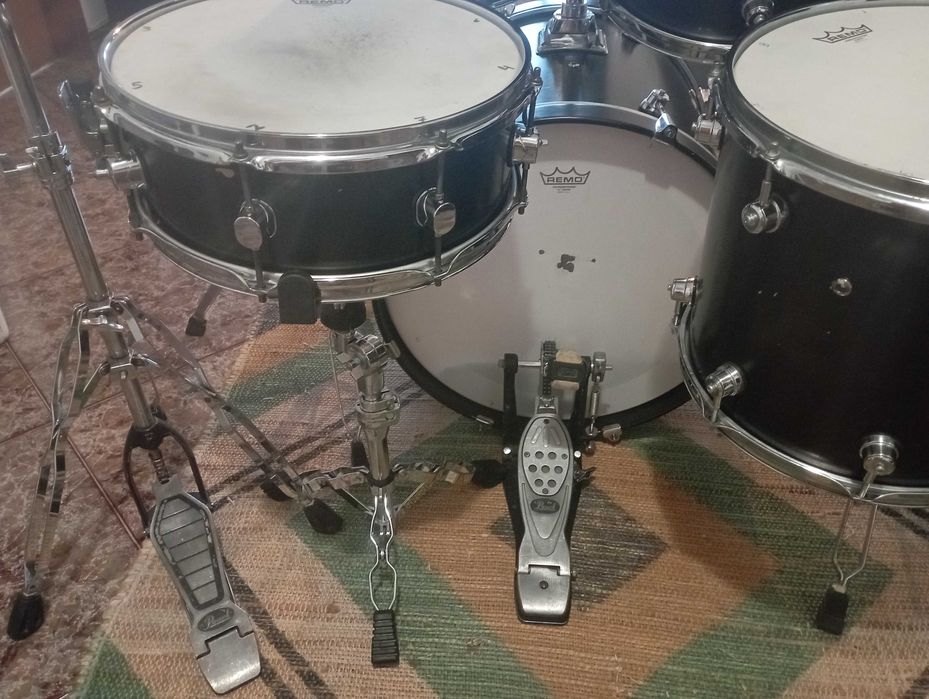 Vendo Bateria Tamburo Voyager XD completa!