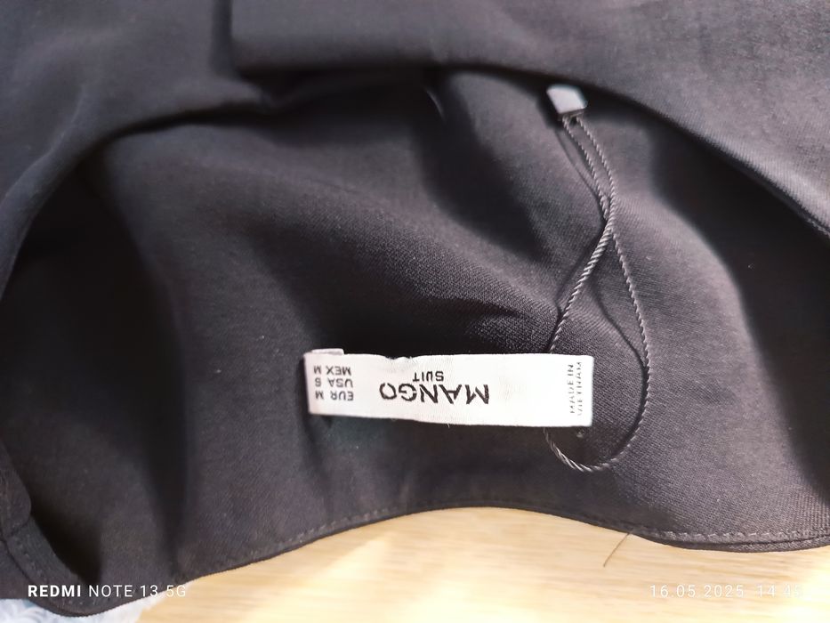 Czarna sukienka Mango Suit, rozmiar M – NOWA bez metki