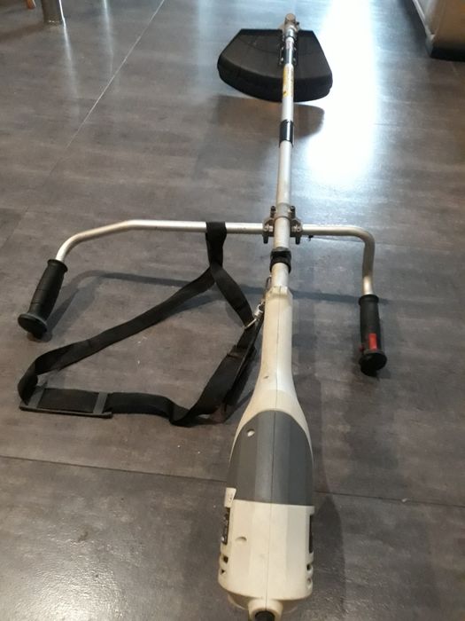 Podkaszarka elektryczna NAC 1400W