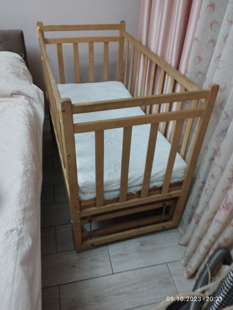 Кровать детская с матрасом 60шир*120дл выс 95 см