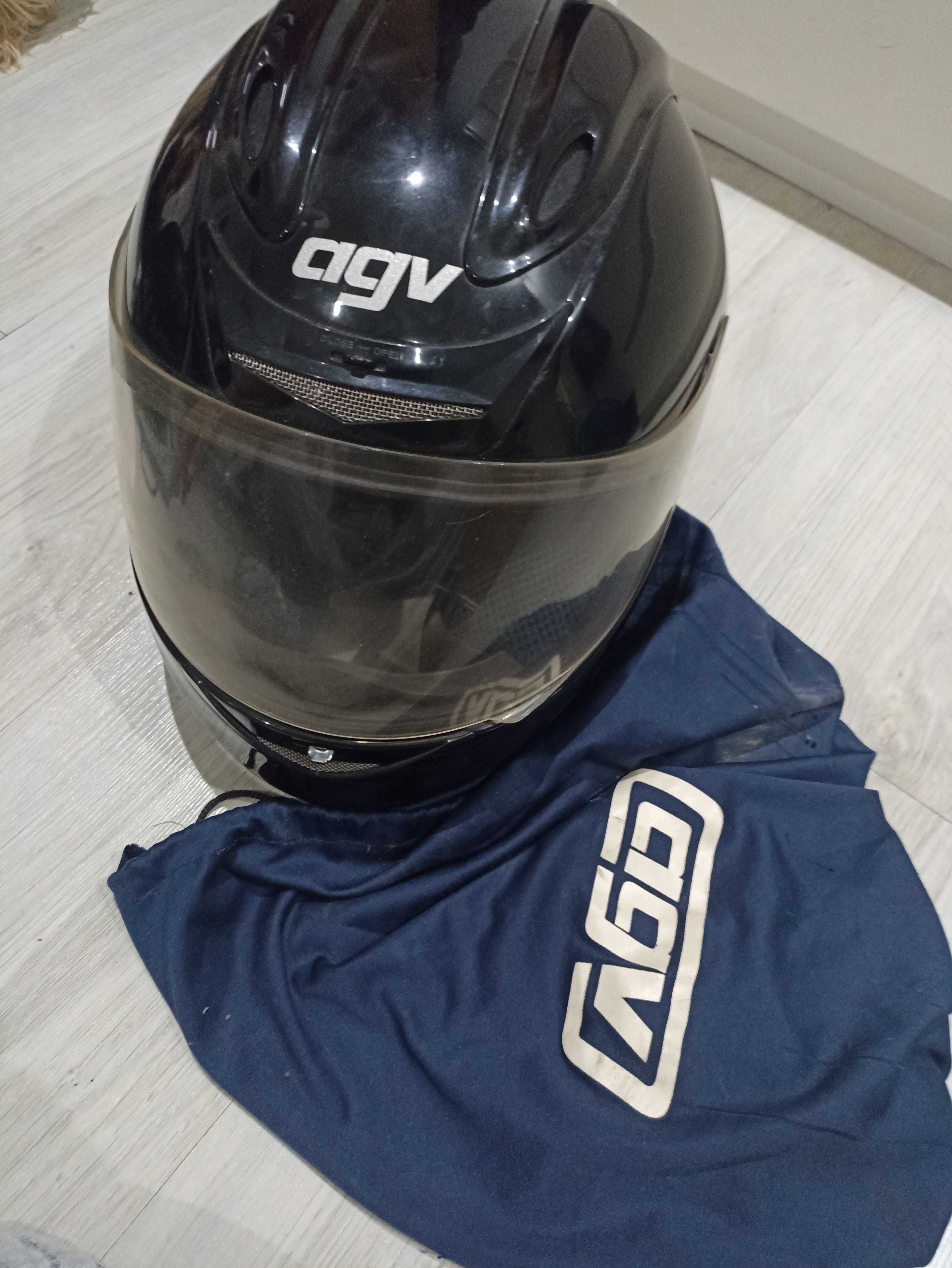 Capacete AGV usado