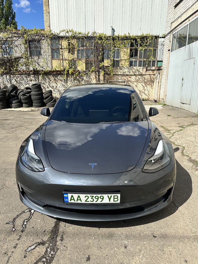 Tesla Model 3 2022