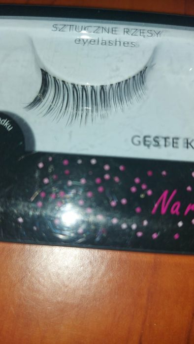 Накладні вії. Штучні вії.