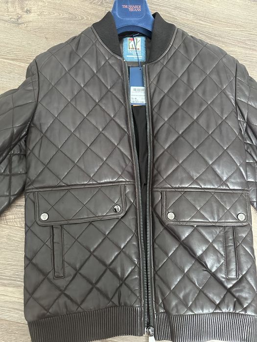 Курточка кожанная , кожанка, бомбер ,Trussardi