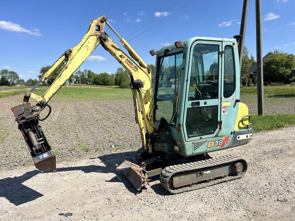 Minikoparka mini koparka yanmar bobcat 1.8 T