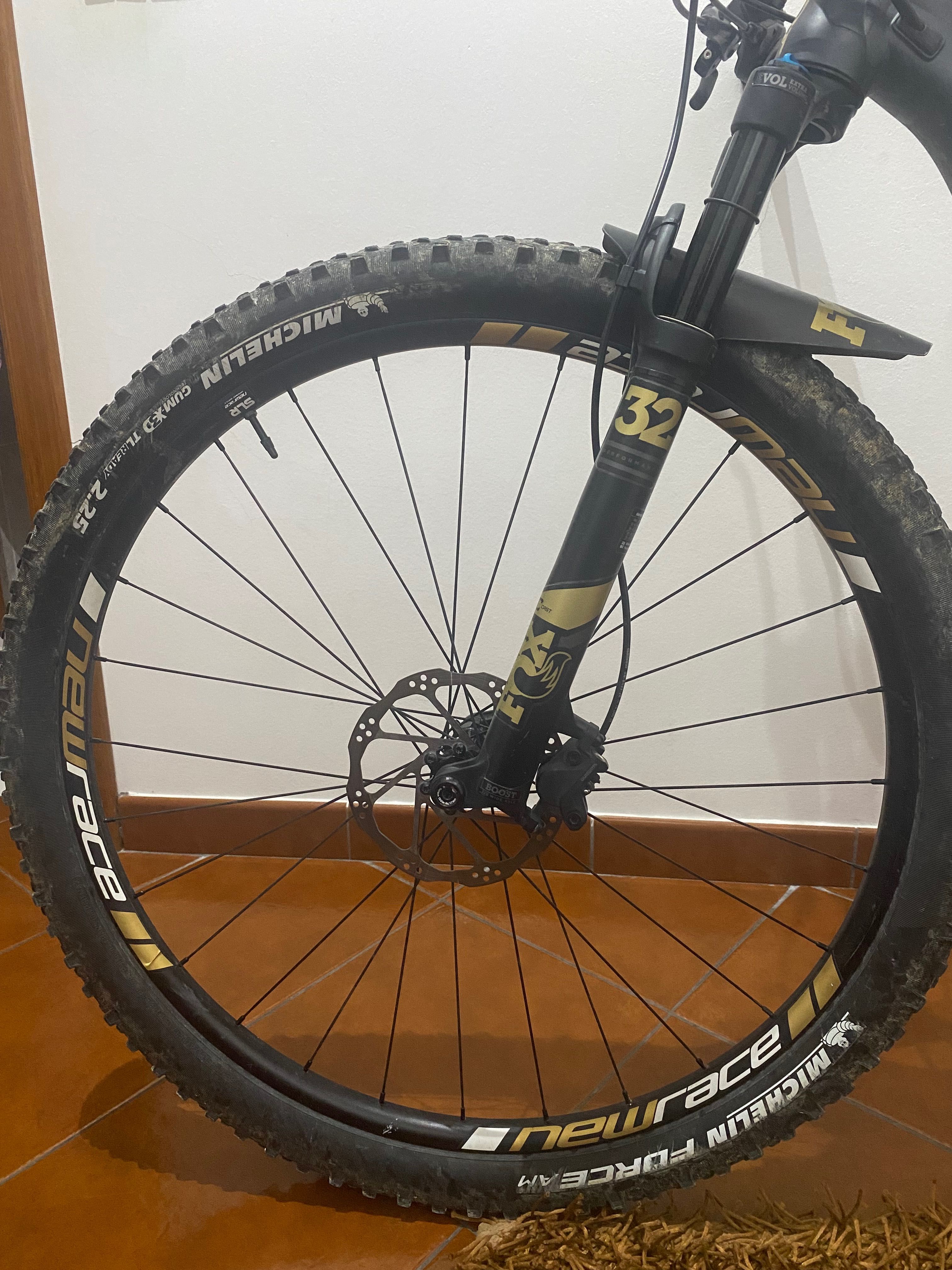 Bicicleta BTT Giant
