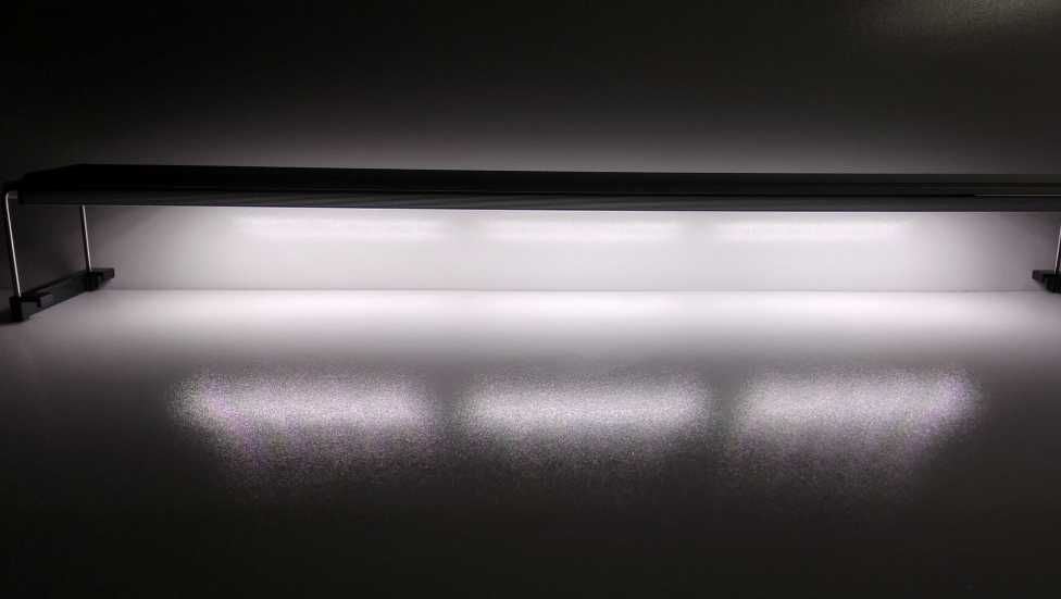 Cветильник лед аквариумный мощностью 4800 лм и 41 вт для аквариумов